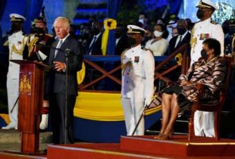 Барбадос залишає британську монархію і стає республікою