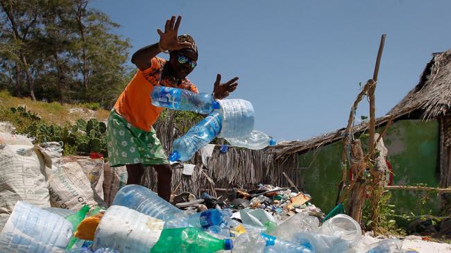 ООН розробила план з досягнення нульового рівня забруднення морів пластиком до 2050 року 